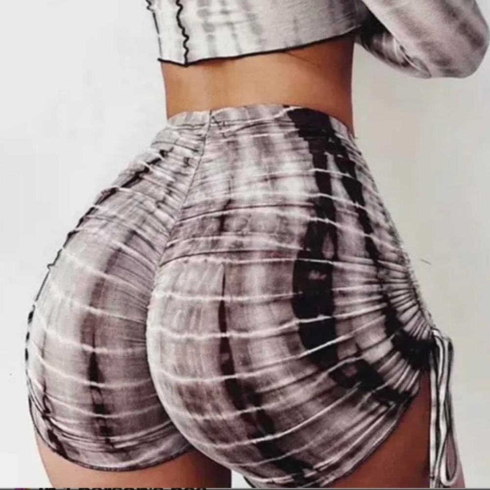 Two Piece set